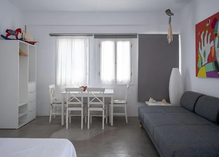 Kyon Beach Suites Kythnos